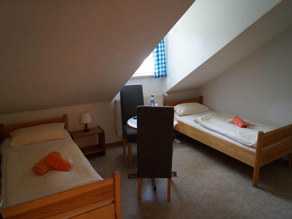 ホテル Gasthuus Ulenhoff Westoverledingen 部屋 写真