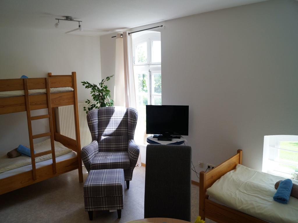 ホテル Gasthuus Ulenhoff Westoverledingen 部屋 写真